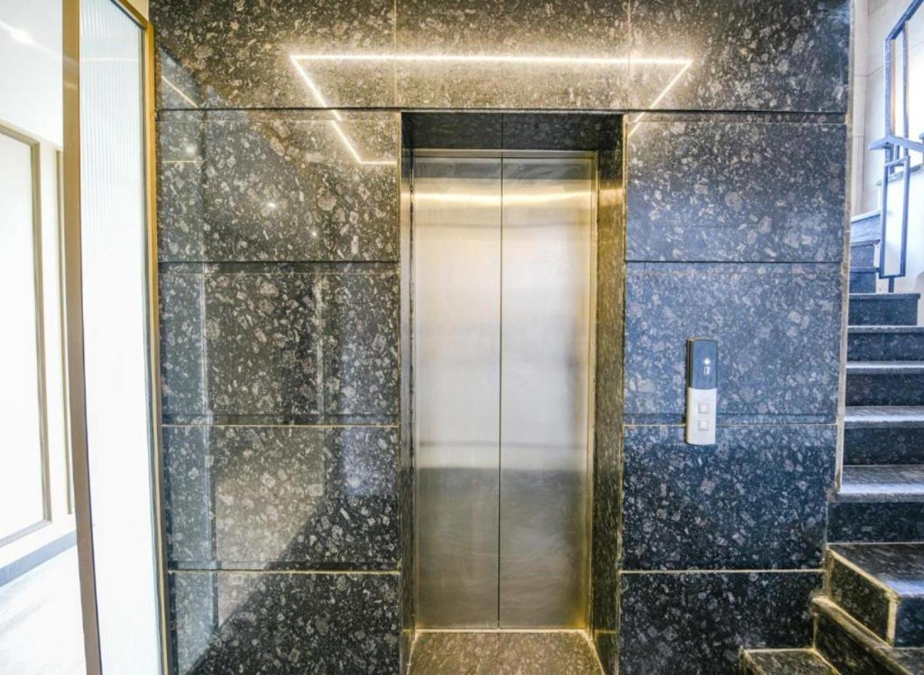 Hotel Cullinan By Qotel Janakpuri Делхи Екстериор снимка